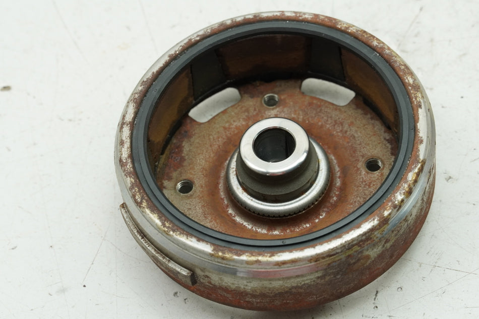 PEUGEOT Speedfight 2 50 AC VGAS1B0KA Lima Rotor Polrad Lichtmaschine