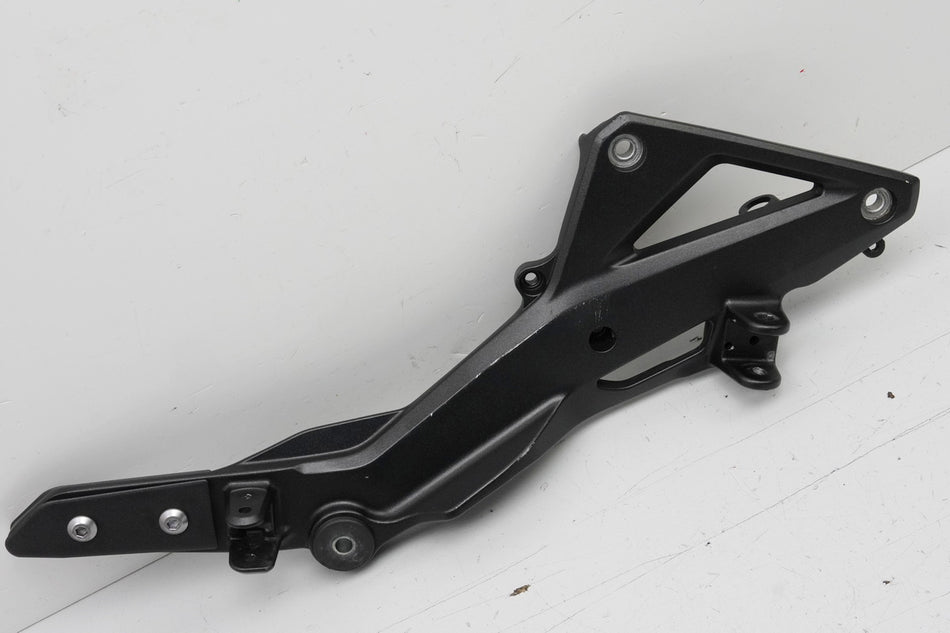 HONDA CBR 600 F PC41 ABS Estribera derecha Soporte estribera