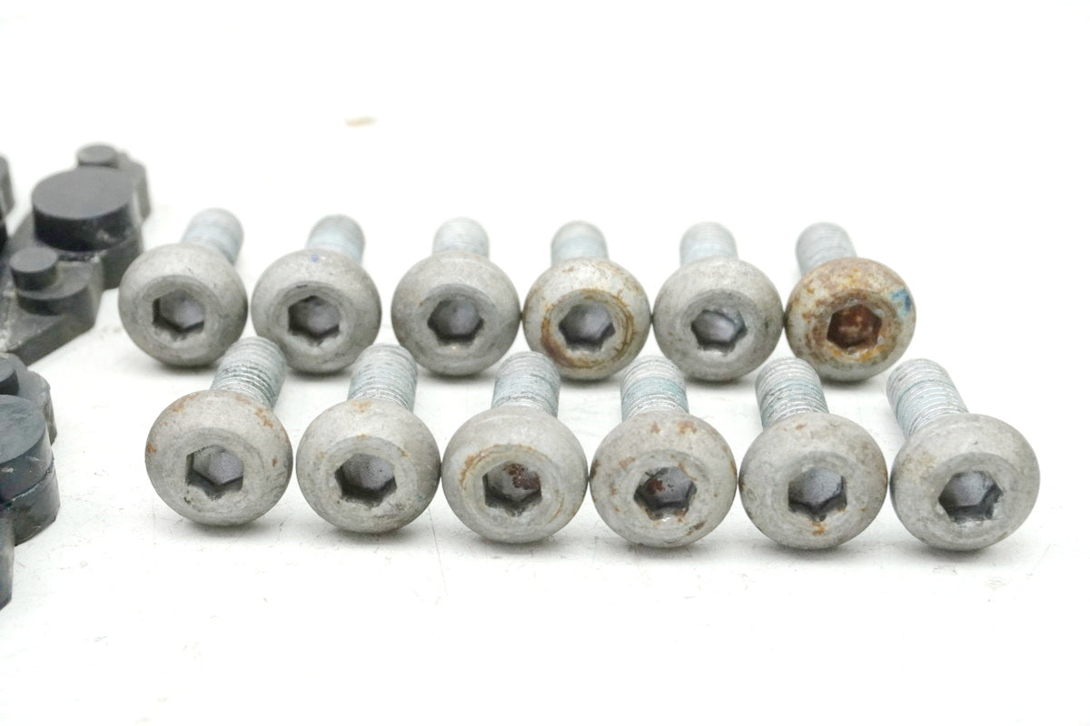 YAMAHA XV 750 4PW VIRAGO Front Brake Disc Bolts Cush Drive Rubbers