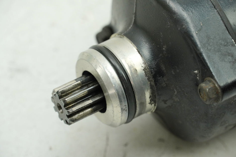 YAMAHA VMX-12 VMAX 1200 2WE Motor de arranque original (para el motor)