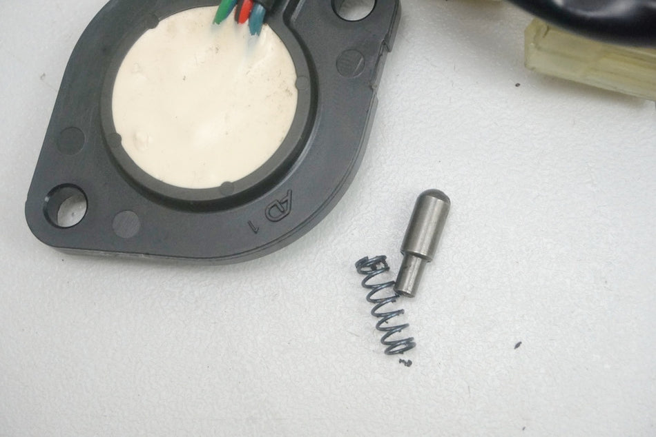SUZUKI GSX 600 F AJ Sensor de punto muerto Interruptor de ralentí 98-02