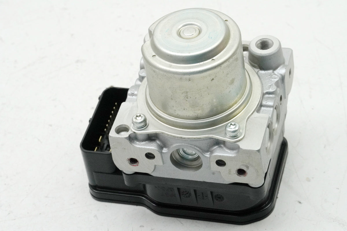 HONDA CBR 600 F PC41 ABS Pump Control Unit Pressure Modulator
