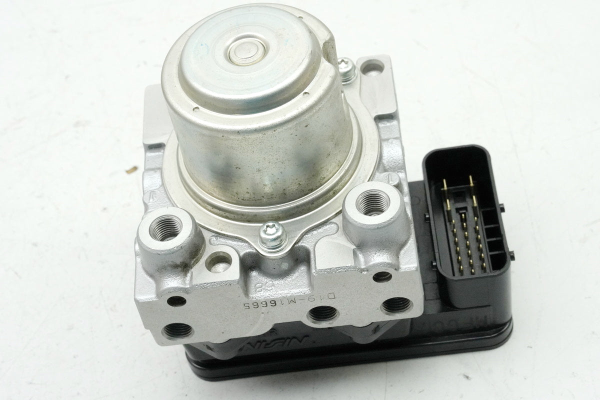 HONDA CBR 600 F PC41 ABS Pump Control Unit Pressure Modulator