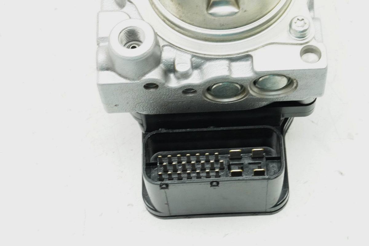 HONDA CBR 600 F PC41 ABS Pump Control Unit Pressure Modulator