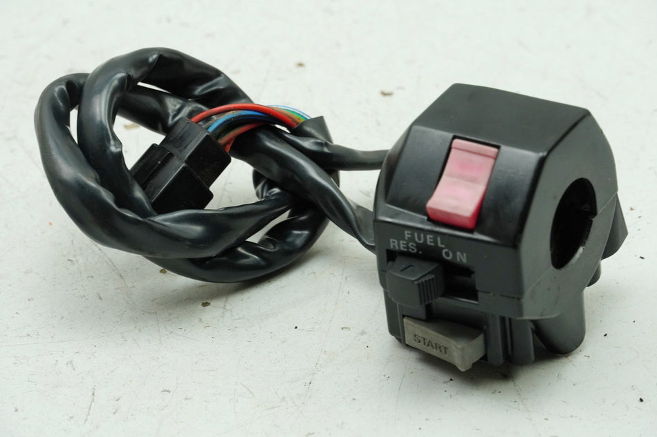 YAMAHA VMX-12 VMAX 1200 2WE Interruptor de manillar derecho Interruptor de parada de emergencia Interruptor de apagado
