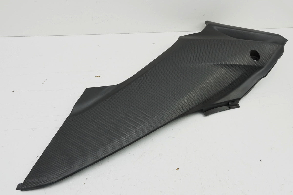 HONDA CBR 600 F PC41 ABS Tapa lateral derecha Carenado Depósito Cubierta Embellecedor