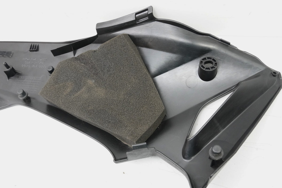 HONDA CBR 600 F PC41 ABS Tapa lateral derecha Carenado Depósito Cubierta Embellecedor