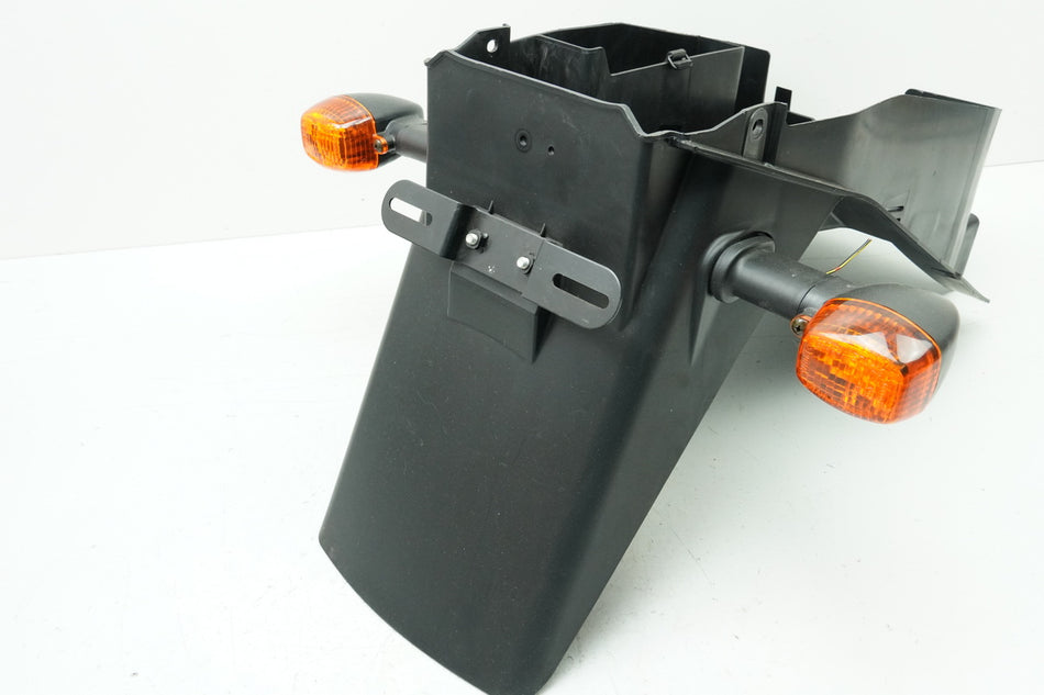 KAWASAKI ZX-9R ZX900F Guardabarros trasero Paso de rueda Soporte de matrícula 35023-1578