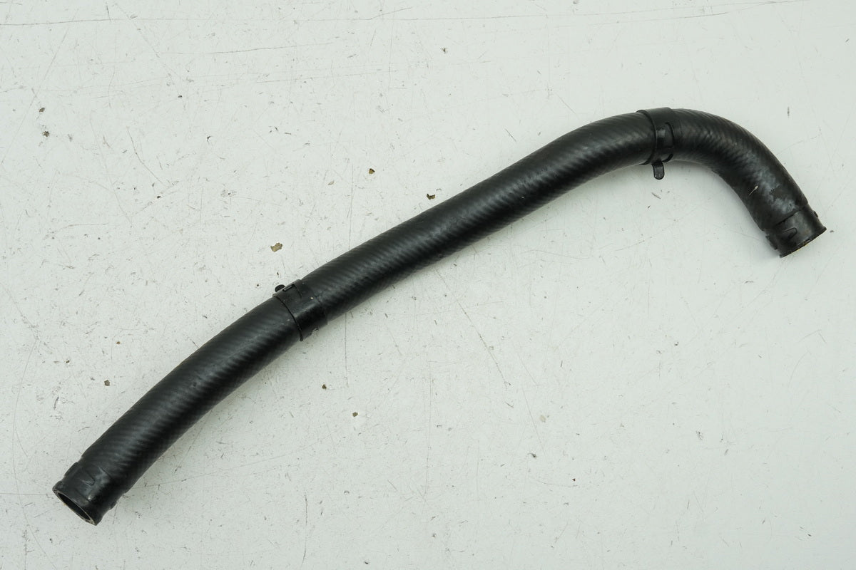 YAMAHA VMX-12 VMAX 1200 2WE Radiator Hose Filler Neck -- Rear Cylinder Head