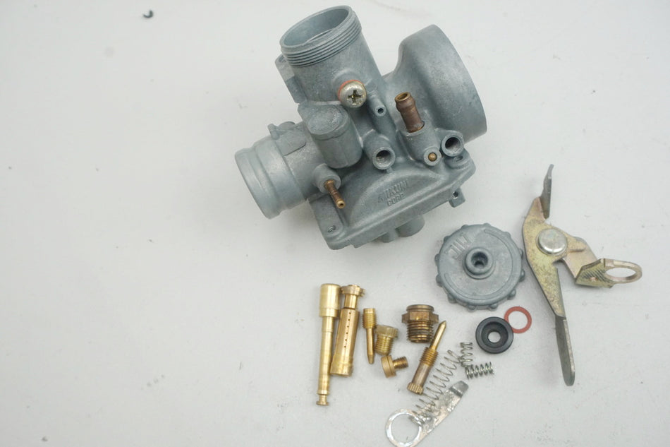 Carburador Mikuni SUZUKI RG 80 GAMMA NC11A limpiado por ultrasonidos
