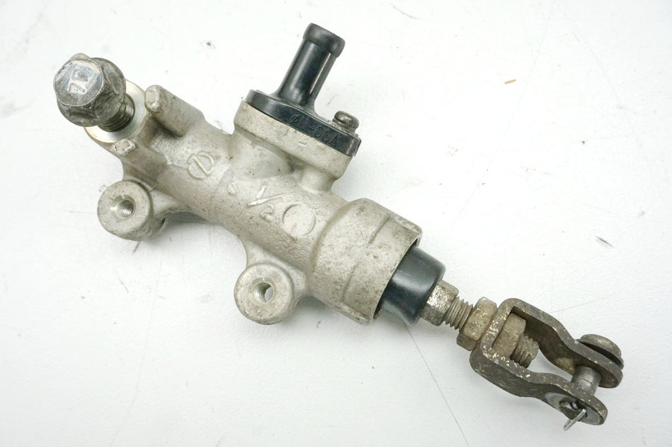 SUZUKI GSX 600 F AJ Bremszylinder hinten Bremspumpe Fußbremszylinder 98-02