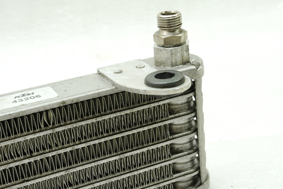 MOTO MORINI CORSARO 1200 Ölkühler original Oil Cooler (für Motor)