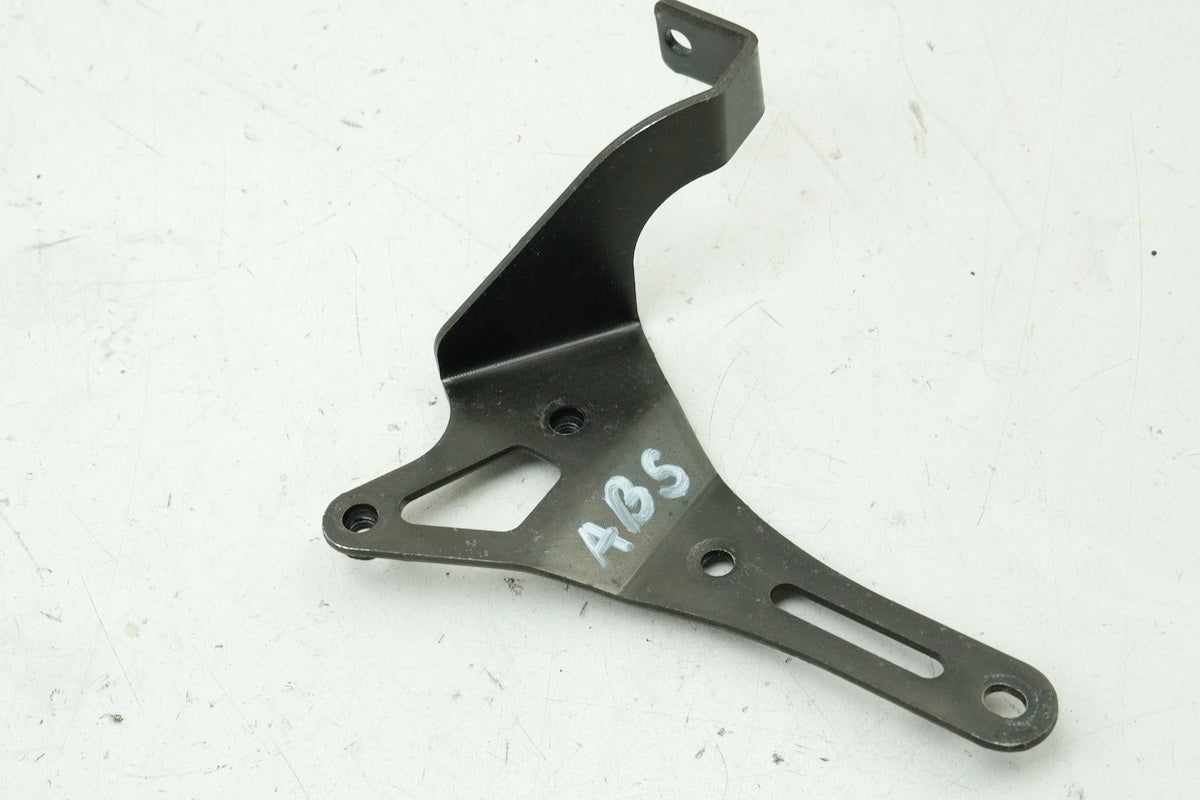 HONDA CBF 1000 FA SC64 Soporte bomba ABS Soporte modulador de presión Placa de retención