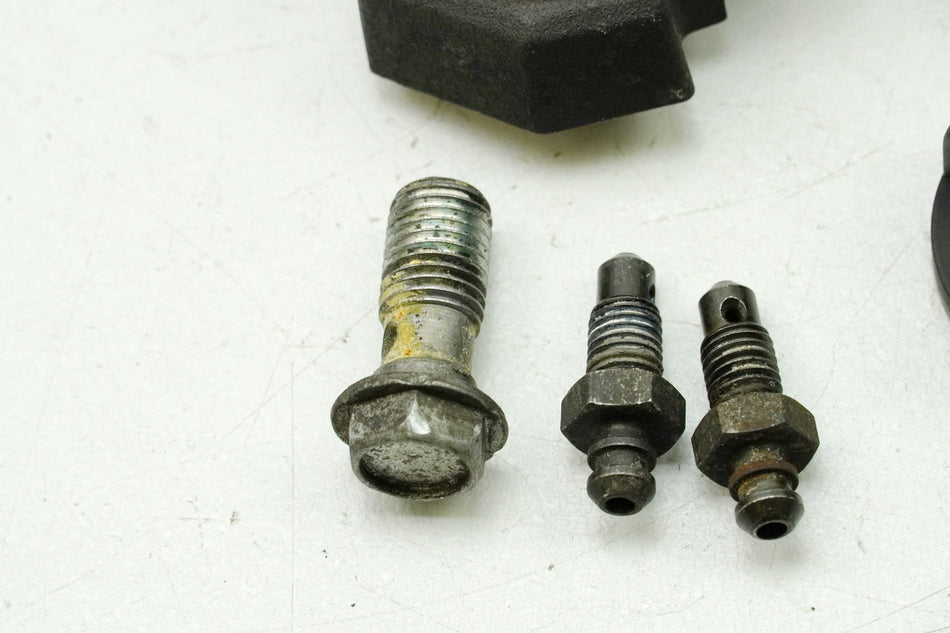 KAWASAKI ZX-7R ZX750P Pinza de freno trasera Tokico 96-03