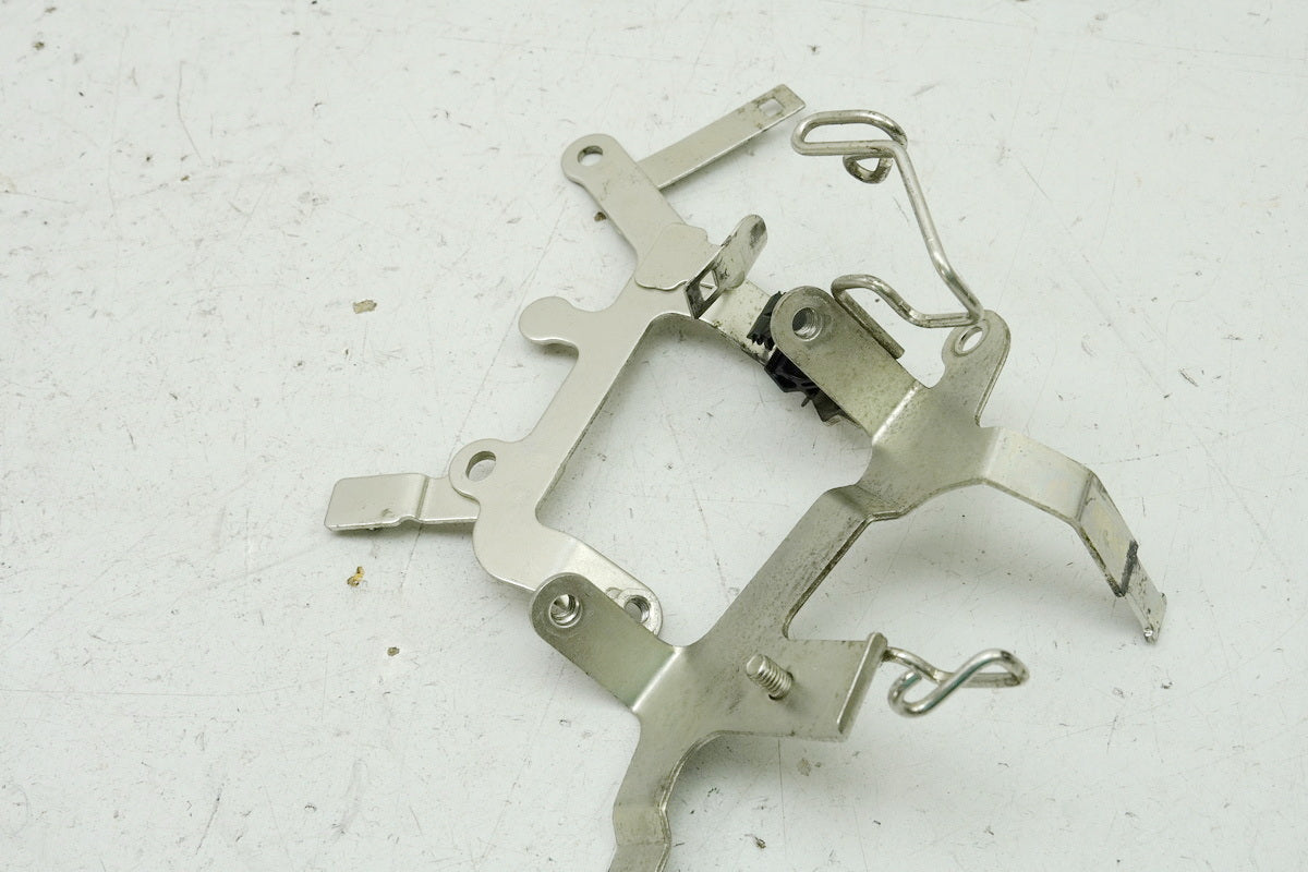HONDA CBF 1000 FA SC64 Halterung Zündspulen Halter Zündspule Halteplatte