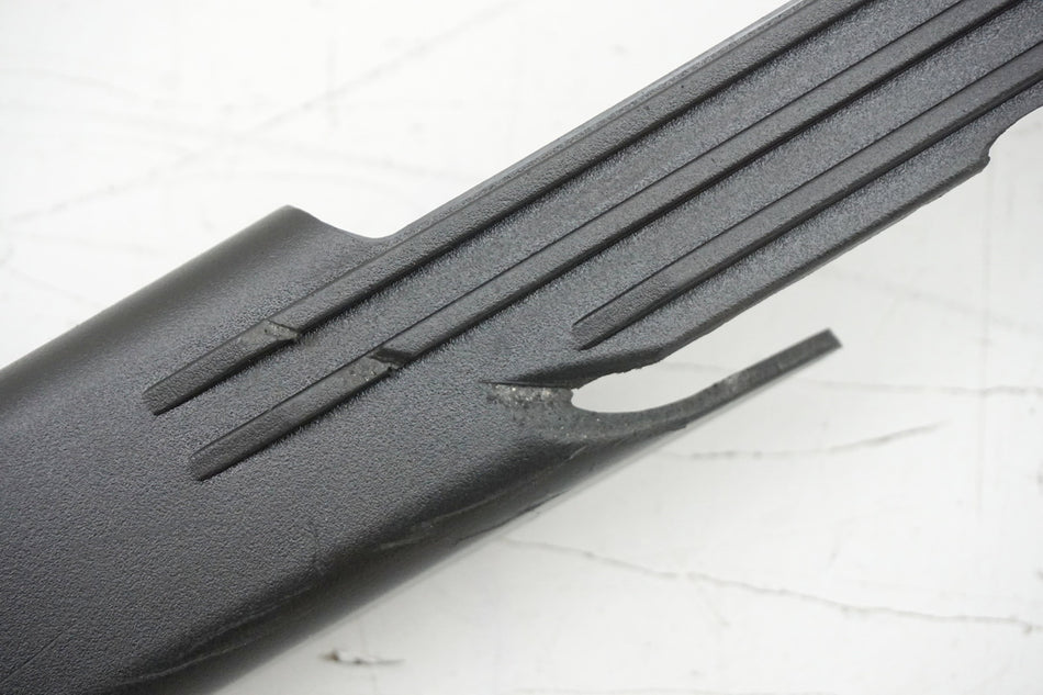 YAMAHA MT 125 A RE39 Protector de cadena para basculante Cubierta Tapa Embellecedor