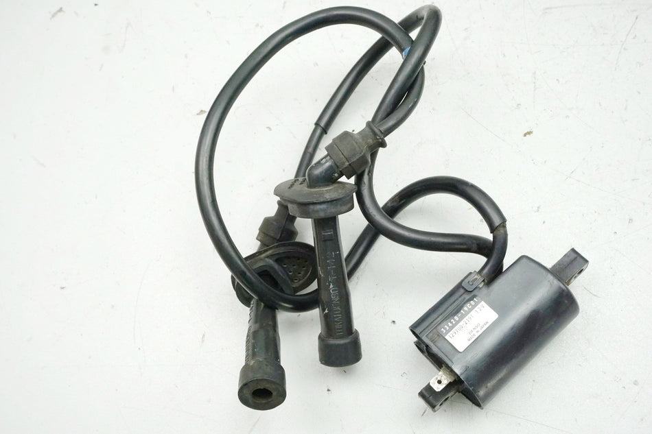 SUZUKI GSX 600 F AJ Ignition Coil 2+3 Spark Plug Connector 98-02