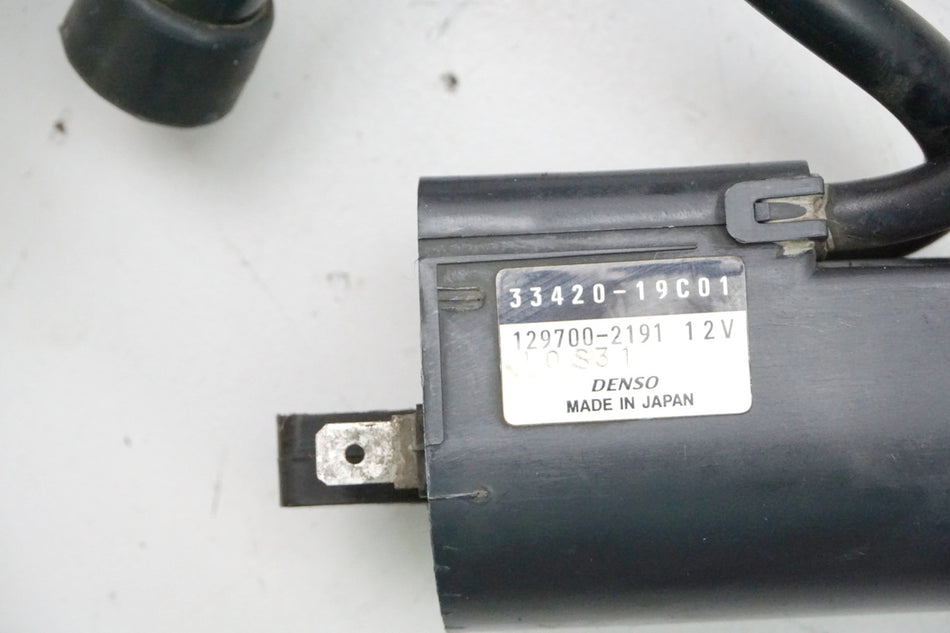 SUZUKI GSX 600 F AJ Ignition Coil 2+3 Spark Plug Connector 98-02