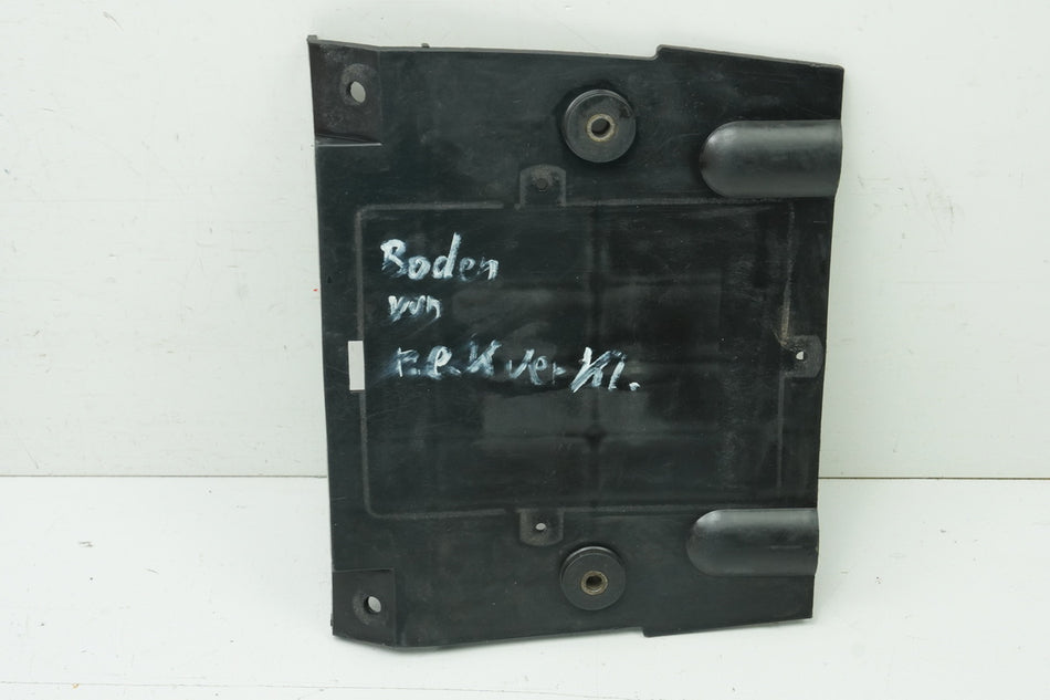 KAWASAKI Z 750 E KZ750E Abdeckung Heckverkleidung innen Cover Deckel Unterteil