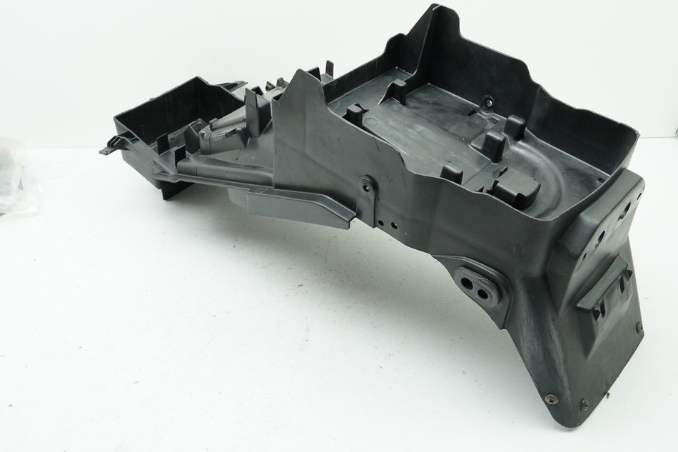 KAWASAKI ZX-6R ZX600F Guardabarros trasero Paso de rueda Fender Revestimiento interior trasero 95