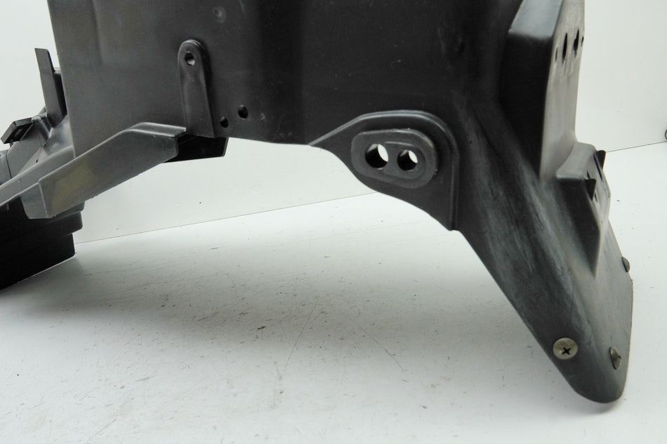 KAWASAKI ZX-6R ZX600F Guardabarros trasero Paso de rueda Fender Revestimiento interior trasero 95