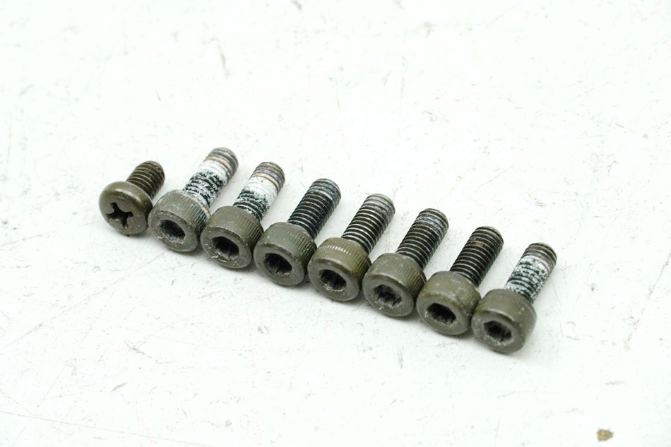 KAWASAKI ZZR 1100 D ZXT10D Fuel Cap Screws (for Fuel Tank) ONLY 7932 km