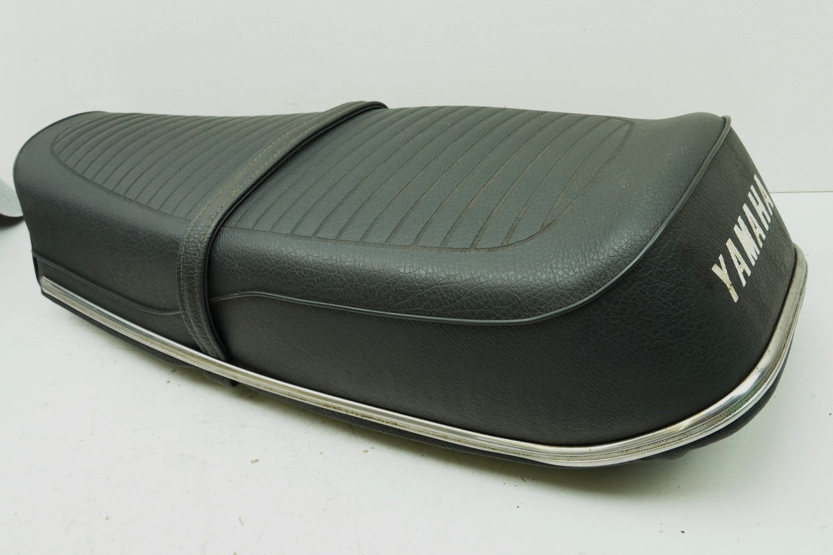 YAMAHA DS7 250 Asiento original del conductor
