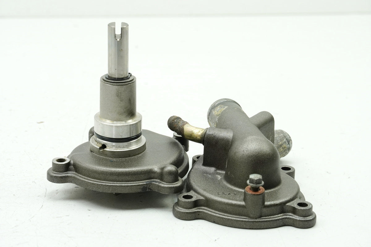 KYMCO XCiting 500 i RFBT70040 Bomba de agua Tapa del motor Cubierta del motor Bomba de agua