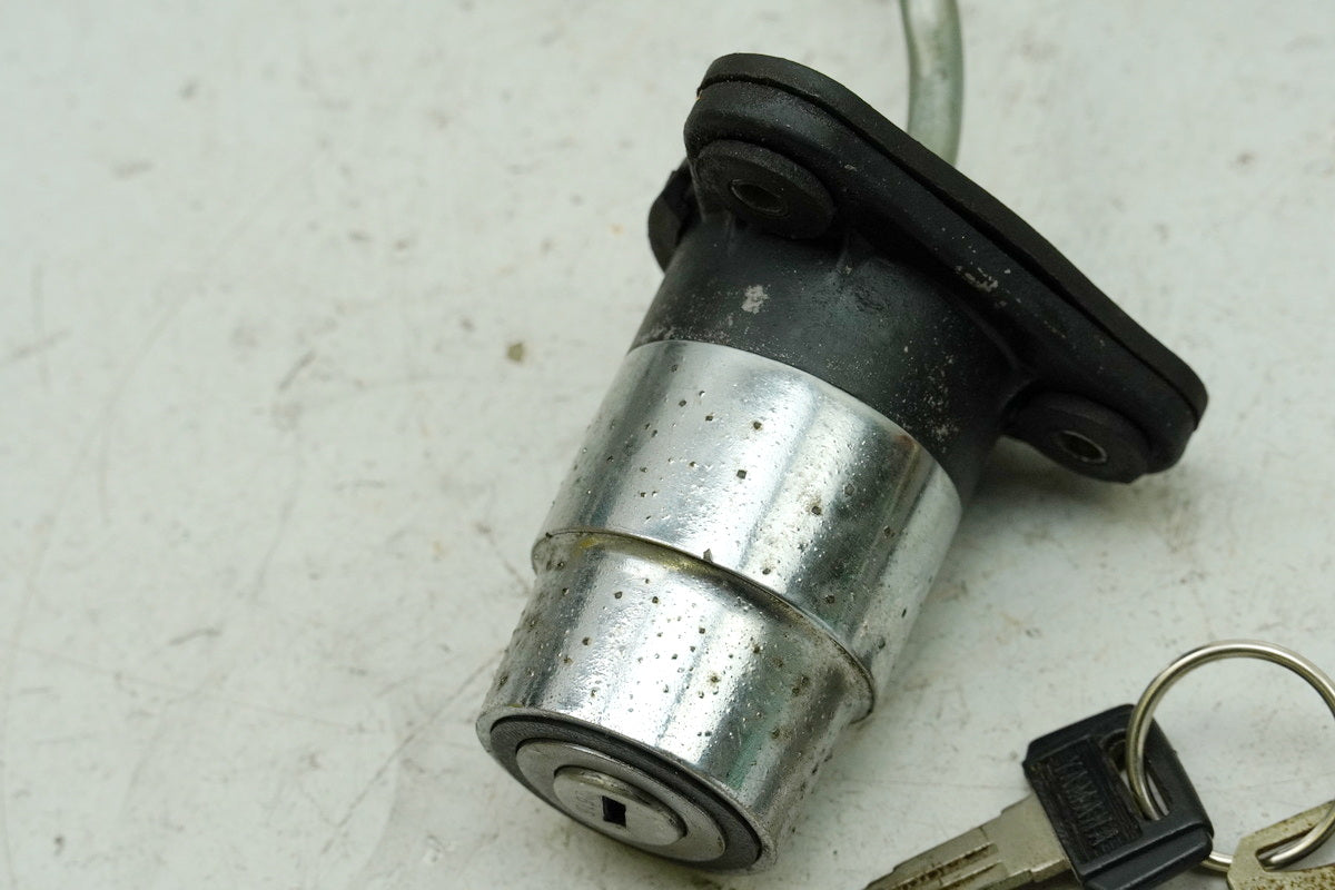 YAMAHA DS7 250 Interruptor de encendido 2 llaves