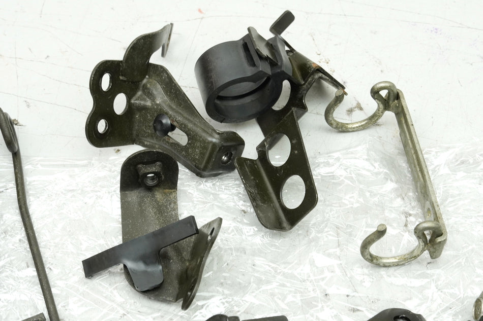 KAWASAKI ZX-7R ZX750P Tornillos Piezas pequeñas Soporte (para carenado del chasis) 96-03