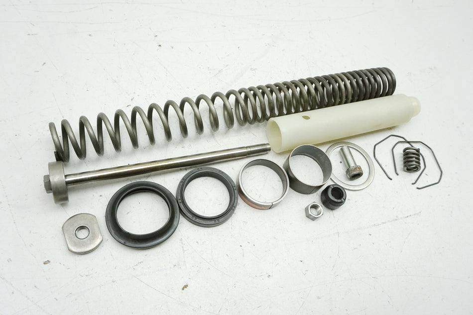 YAMAHA MT 125 A RE39 Cartucho de pistón del amortiguador de horquilla interior