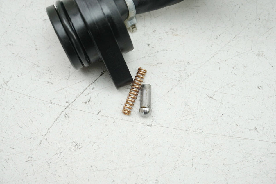 YAMAHA MT 125 A RE39 Interruptor de punto muerto