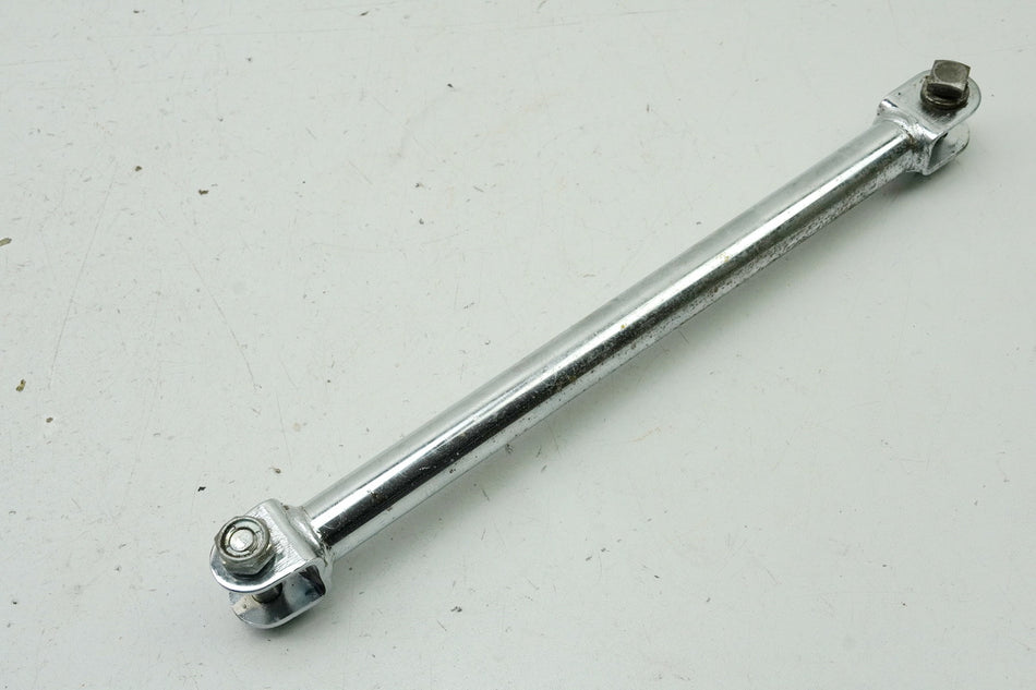 KAWASAKI Z 750 E KZ750E Ankerstrebe Bremssattel hinten Zugstrebe