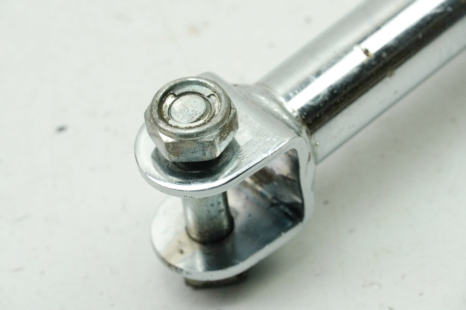 KAWASAKI Z 750 E KZ750E Ankerstrebe Bremssattel hinten Zugstrebe