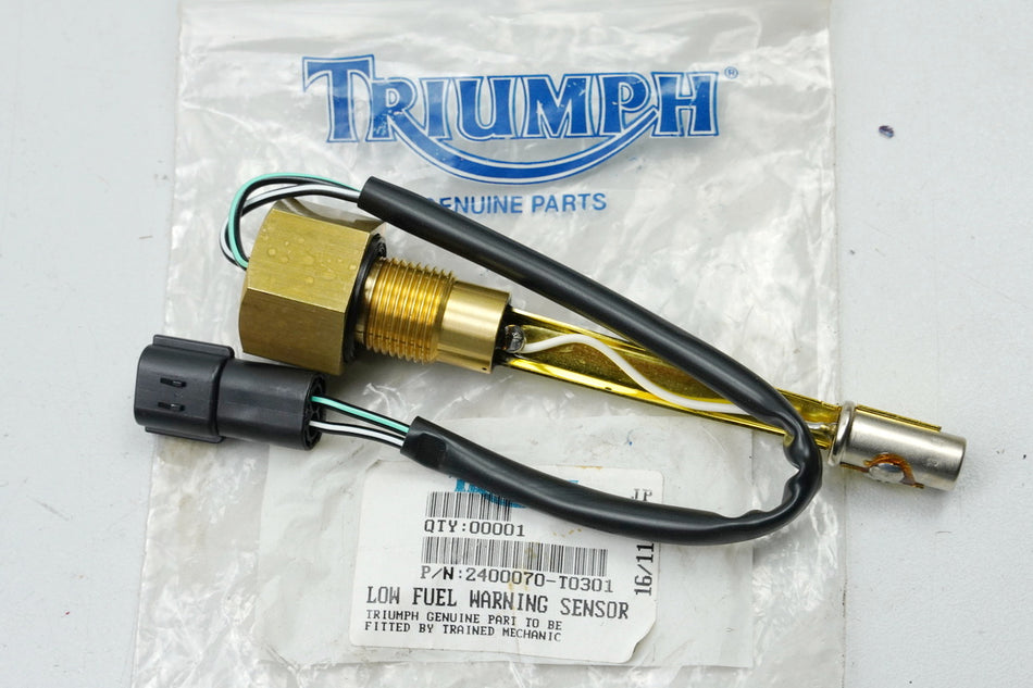 TRIUMPH Emisor de nivel de combustible Medidor de combustible Nivel de combustible 2400070-T0301 NUEVO