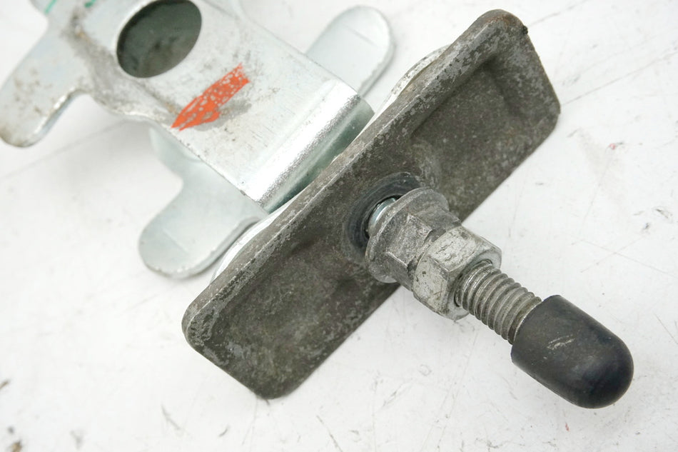 SUZUKI GSX 600 F AJ Kettenspanner I für Schwinge 98-02