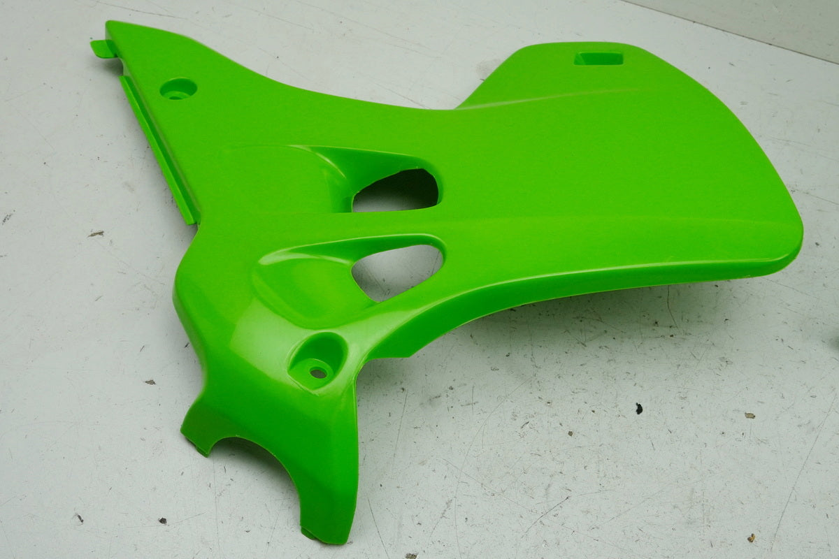 KAWASAKI KX 125 250 Kühlerverkleidung links rechts Seitenteil Abdeckung UFO NEU