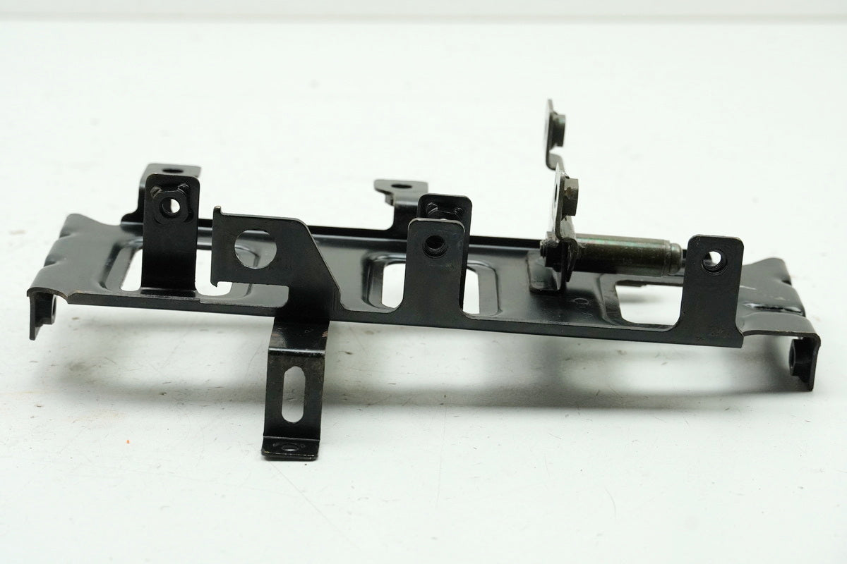 YAMAHA VMX-12 VMAX 1200 2WE Front Ignition Coil Bracket Plate Strut Support