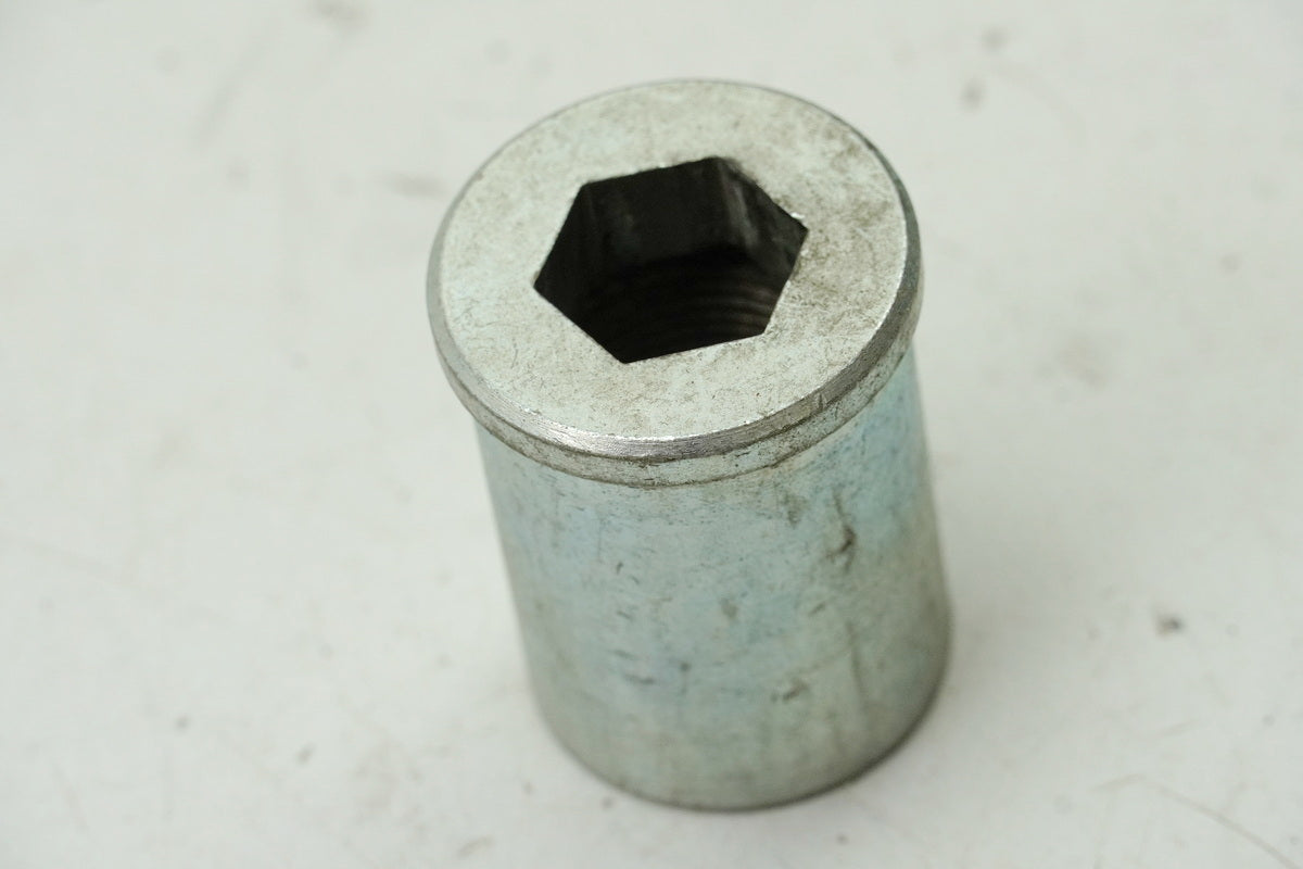 KAWASAKI ZX-6R ZX600G Front Axle Nut (Front Wheel Axle) 98-99