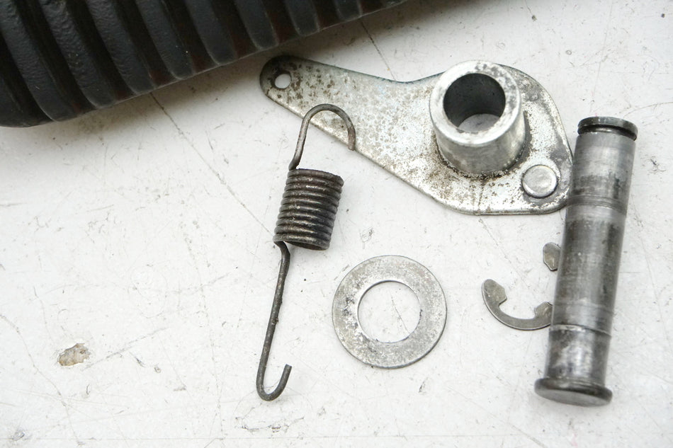 SUZUKI GSX 600 F AJ Estribera del conductor izquierda Placa de estribera 98-02