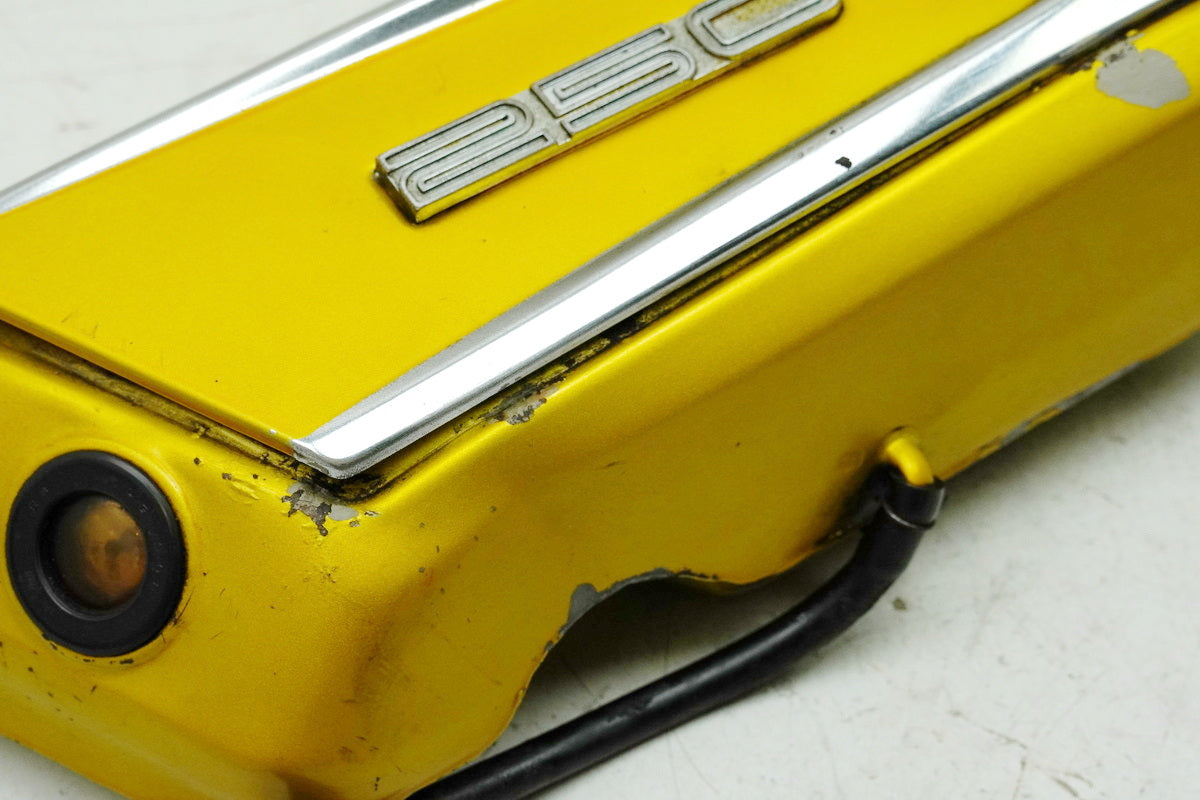 YAMAHA DS7 250 Öltank Ölbehälter Abdeckung Cover Seitendeckel (für Motor)