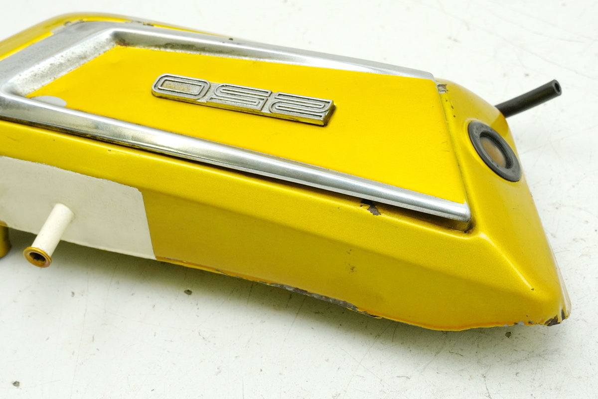 YAMAHA DS7 250 Öltank Ölbehälter Abdeckung Cover Seitendeckel (für Motor)
