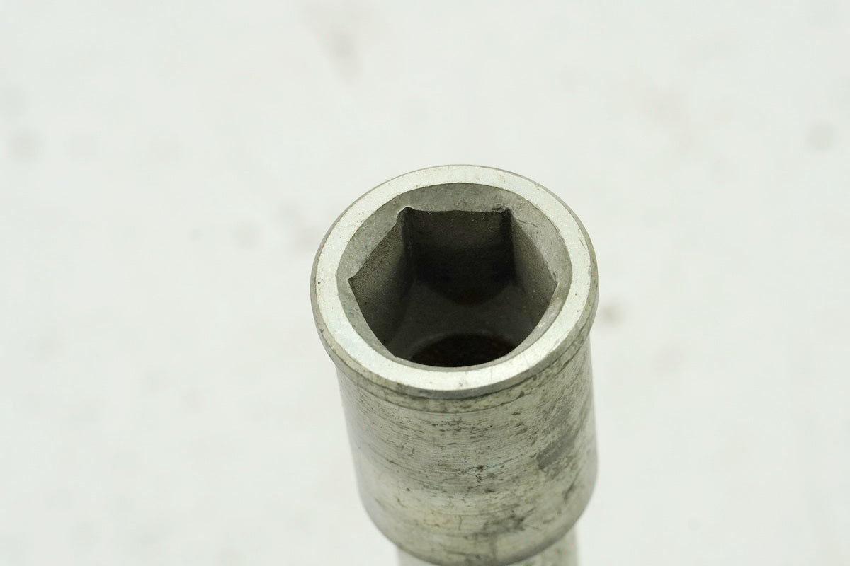 KAWASAKI ZX-6R ZX600G Front Axle I Axle Nut (for Front Wheel) 98-99