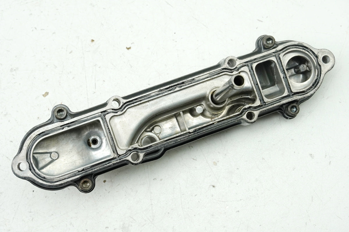 YAMAHA VMX-12 VMAX 1200 2WE Engine Crankcase Breather Connection Cover Cap