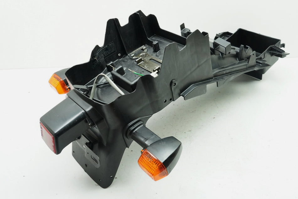 KAWASAKI ZX-6R ZX600F Guardabarros trasero Paso de rueda Guardabarros interior trasero 96-97