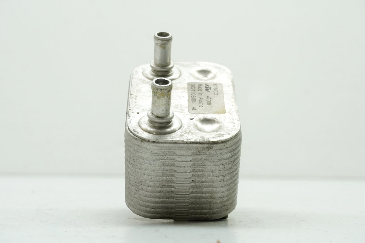 KYMCO XCiting 500 i RFBT70040 Ölkühler Oil Cooler Wärmetauscher (für Motor)