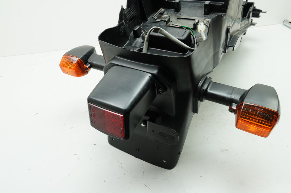 KAWASAKI ZX-6R ZX600F Guardabarros trasero Paso de rueda Guardabarros interior trasero 96-97