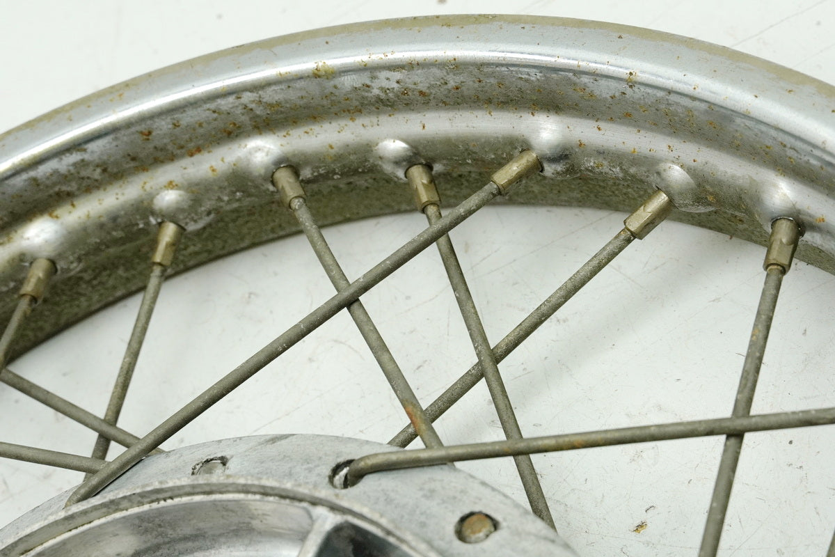 YAMAHA DS7 250 Llanta trasera, rueda trasera, buje, radios sin accidentes