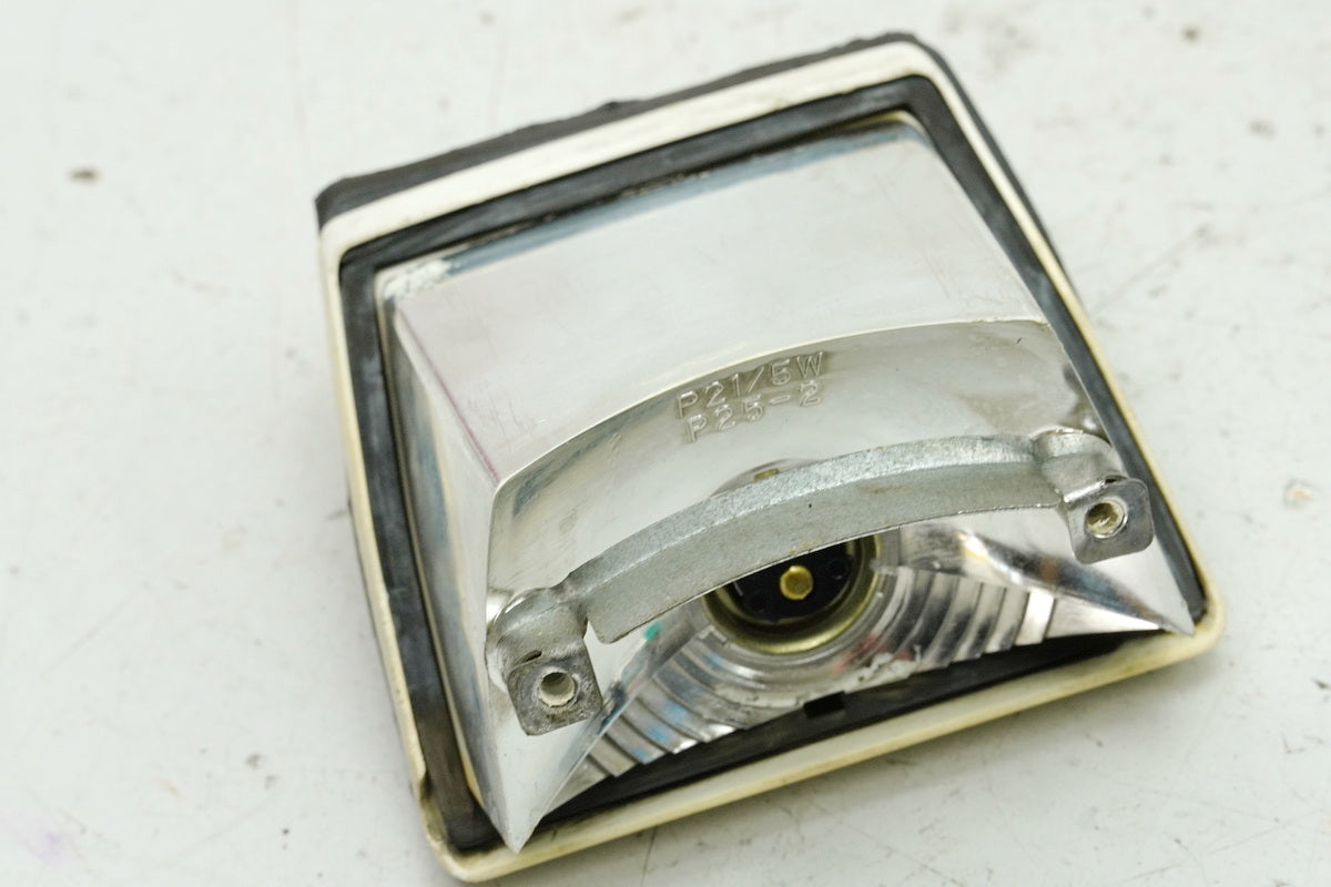 YAMAHA DT 125 R 4BL Rücklicht Gehäuse Fassung Sockel Rückleuchte Gummi
