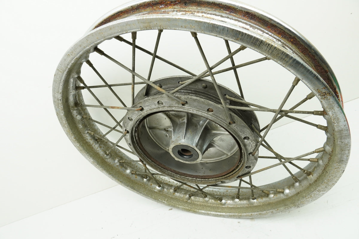 YAMAHA DS7 250 Llanta trasera, rueda trasera, buje, radios sin accidentes